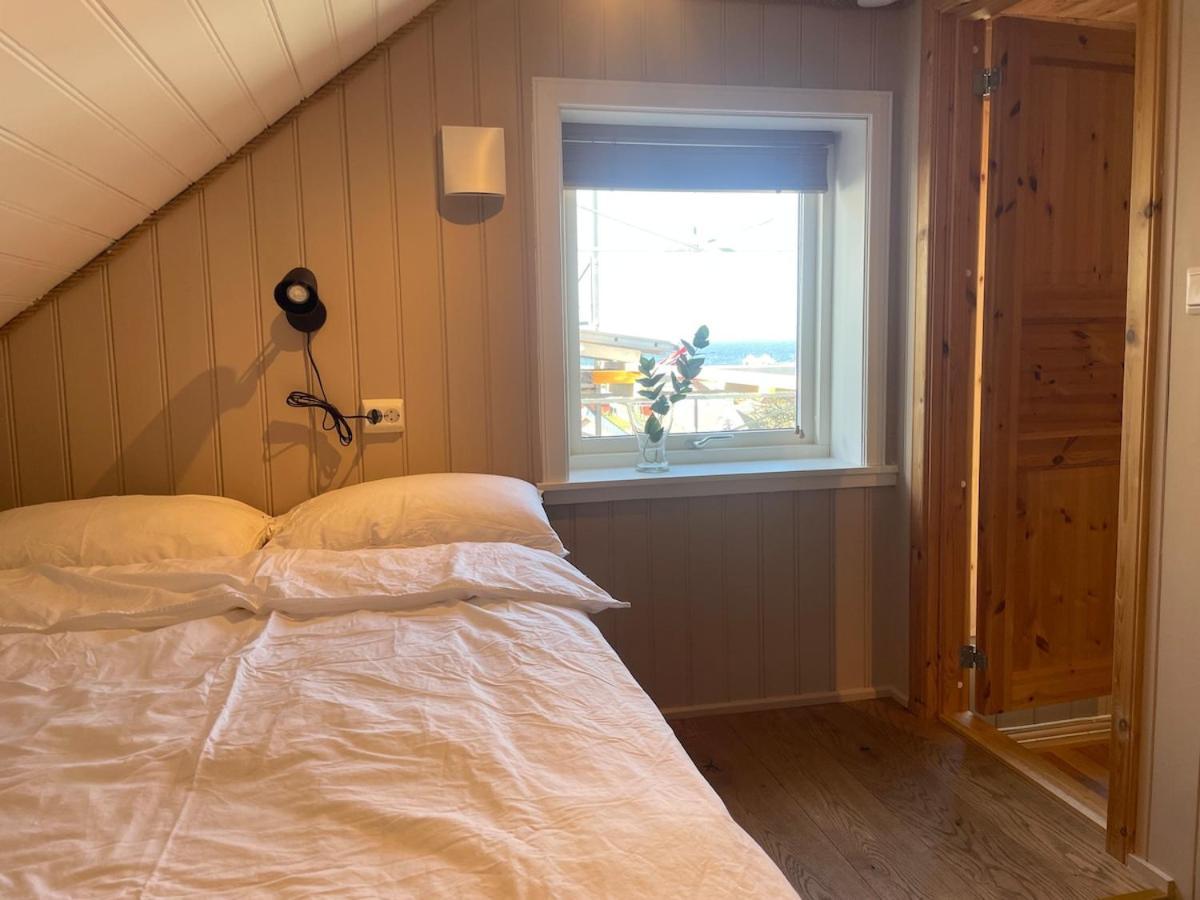 Havbris With Sea View In Borhaug, Farsund *