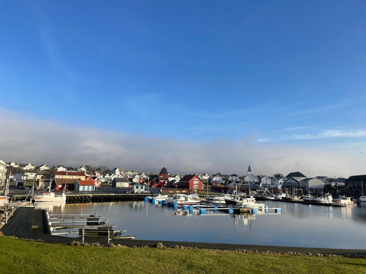 Havbris With Sea View In Borhaug, Farsund Appartamento